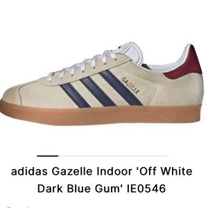 adidas Gazelle NEW in Off White/Dark Blue/Collegiate Burgundy. Mens US6/Womens 7